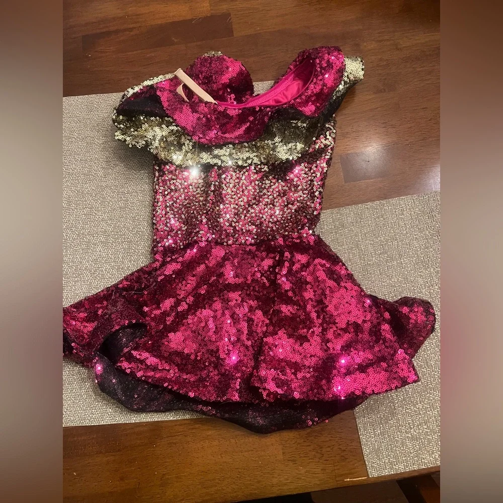 Revolution dance‎ Heart & Soul dance costume.